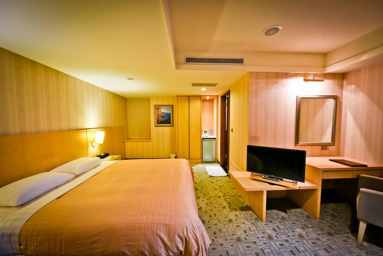 Sunrise Business Hotel - Tamsui Exteriör bild
